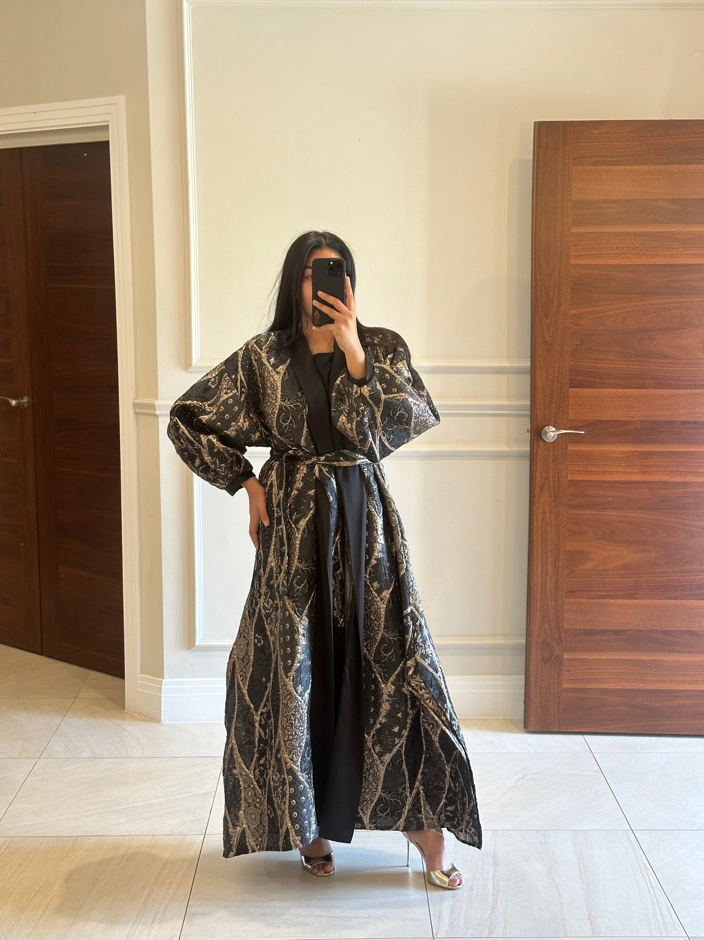 AVA - BLACK & GOLD