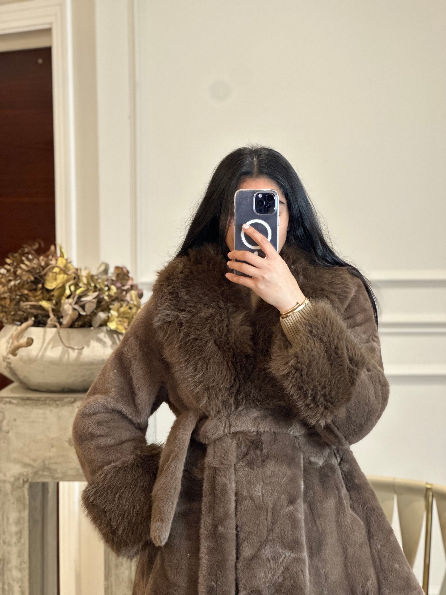 SHORT BROWN FUR COAT