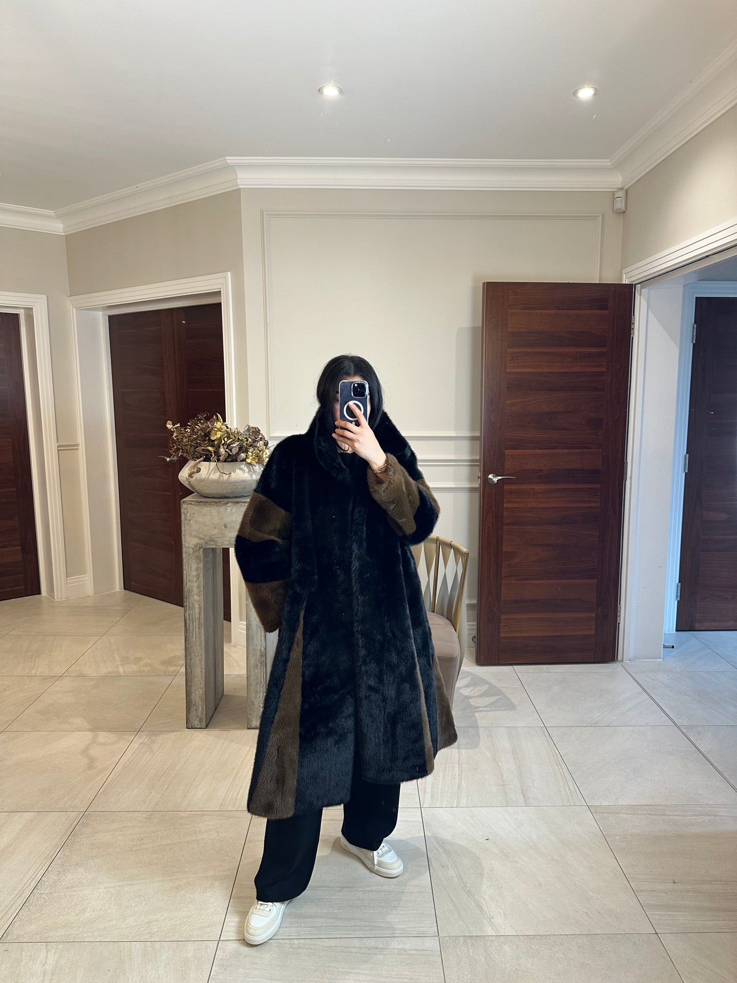 MOB COAT BLACK