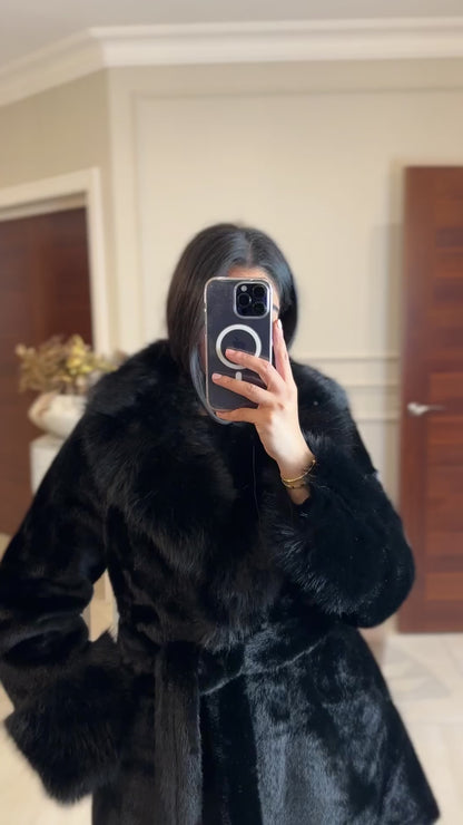 SHORT BLACK FUR COAT